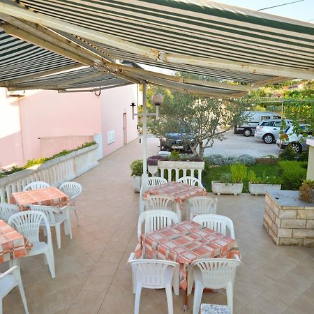Apartments Lonic Kukljica Dış mekan fotoğraf