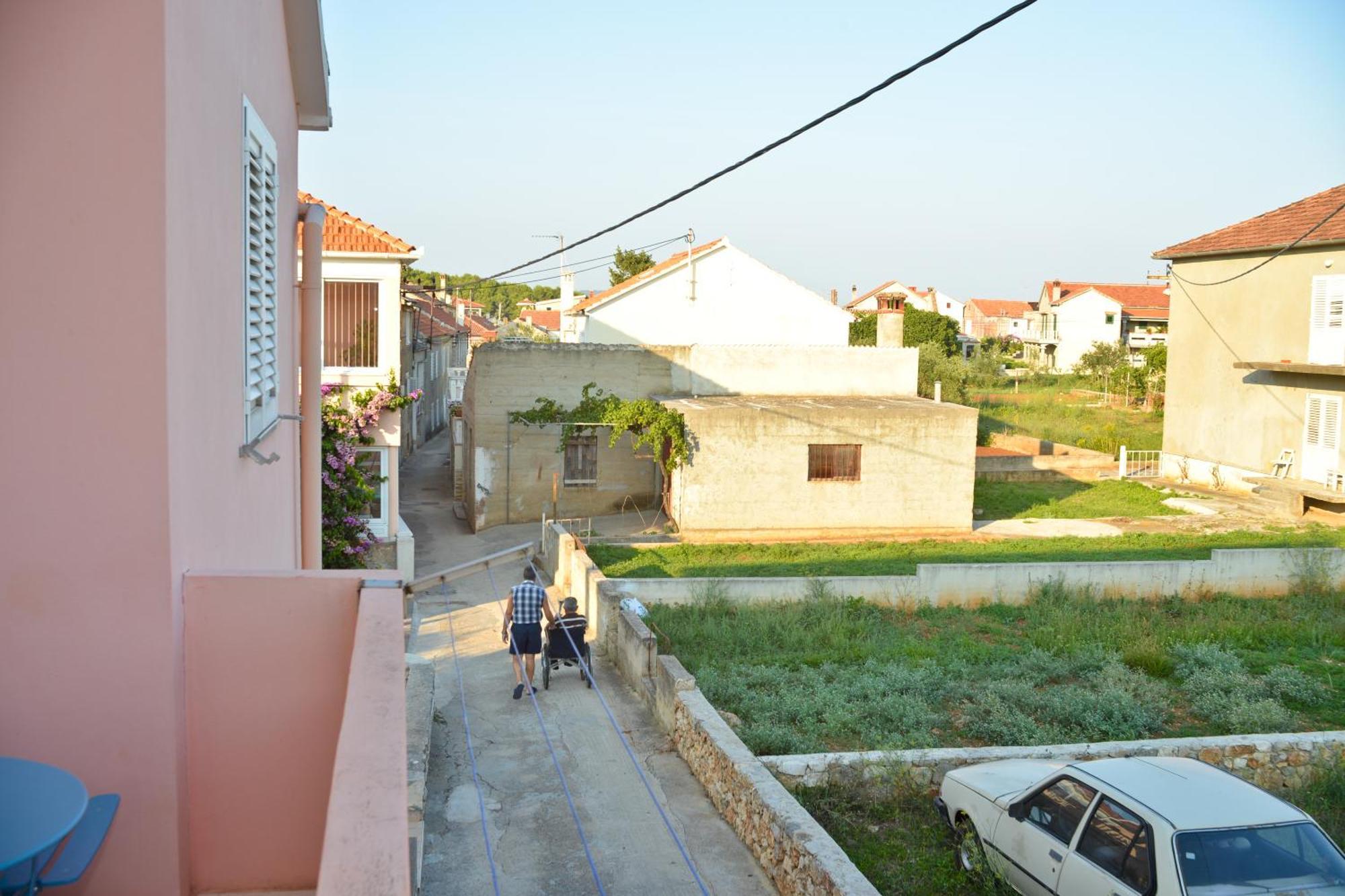 Apartments Lonic Kukljica Oda fotoğraf