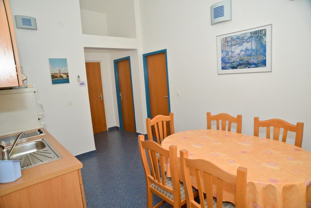Apartments Lonic Kukljica Dış mekan fotoğraf