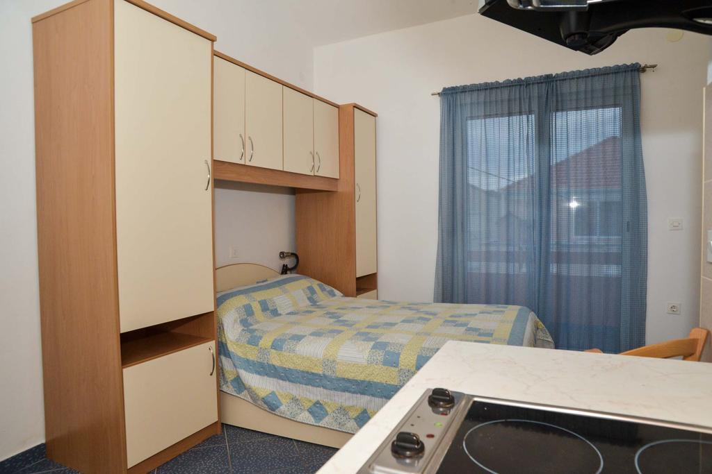 Apartments Lonic Kukljica Dış mekan fotoğraf
