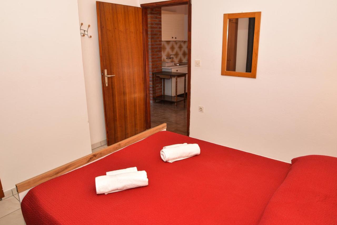 Apartments Lonic Kukljica Dış mekan fotoğraf